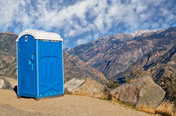 Best Porta potty delivery and setup  in Marine City, MI